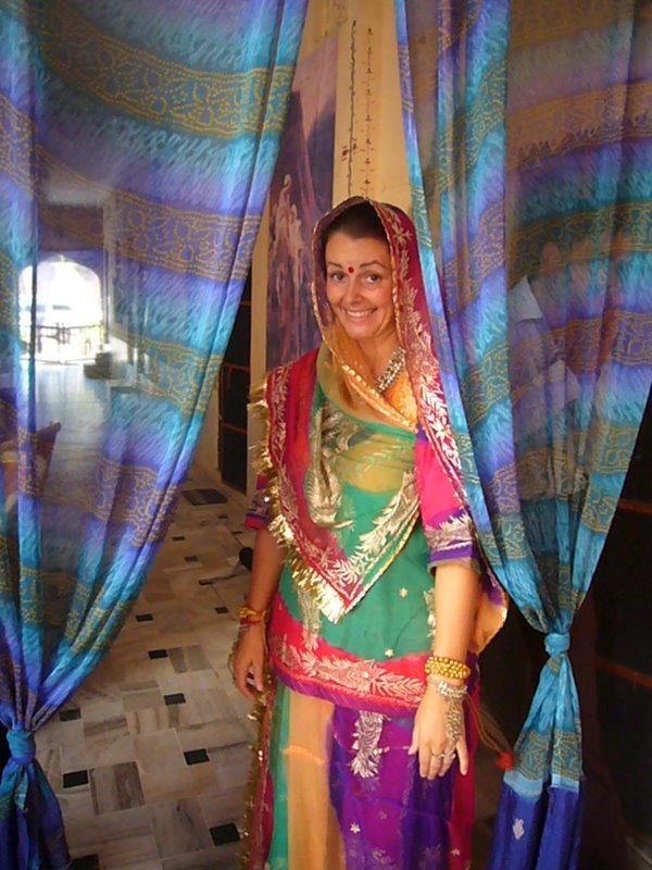 Travel - India - Rajasthan - Jodhpur - Newspaper Photoshoot - Getting Ready